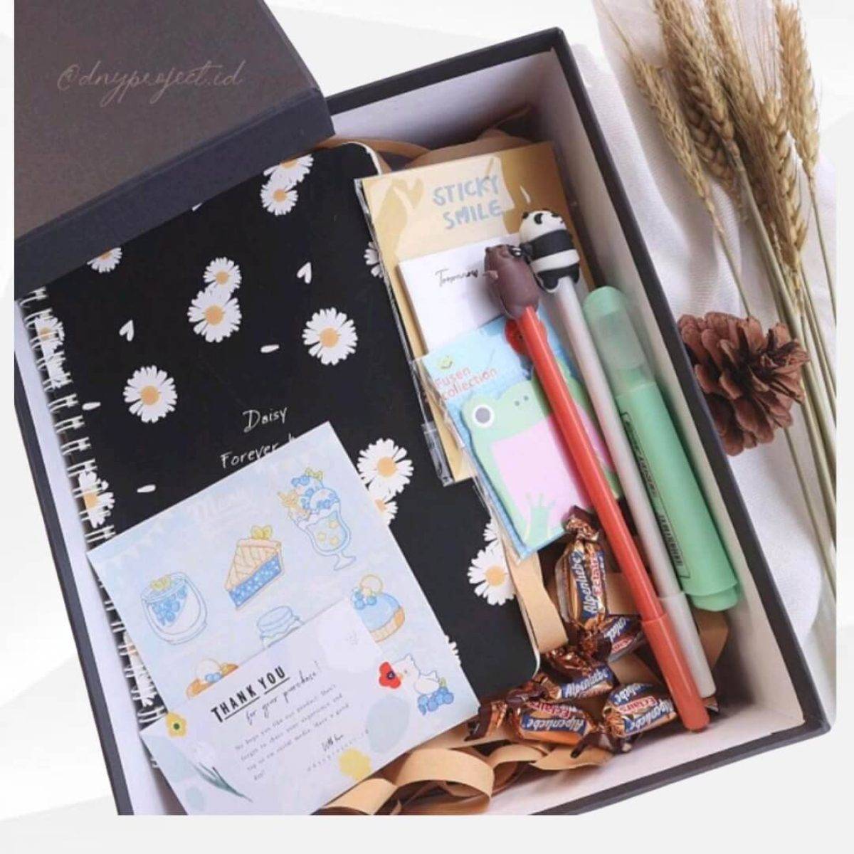 BUKET ALAT TULIS  Stationery Bouquet 